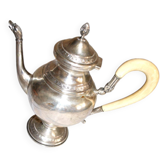 Old duck-billed coffee maker in solid silver, hallmark 800 - classic palmette frieze