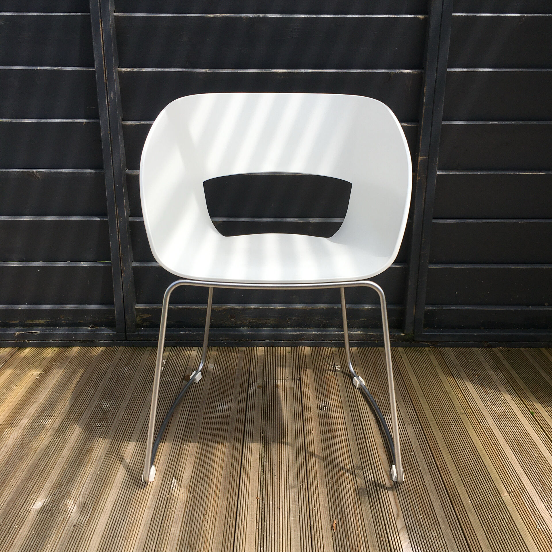 Set of 2 Tribû garden dining chairs