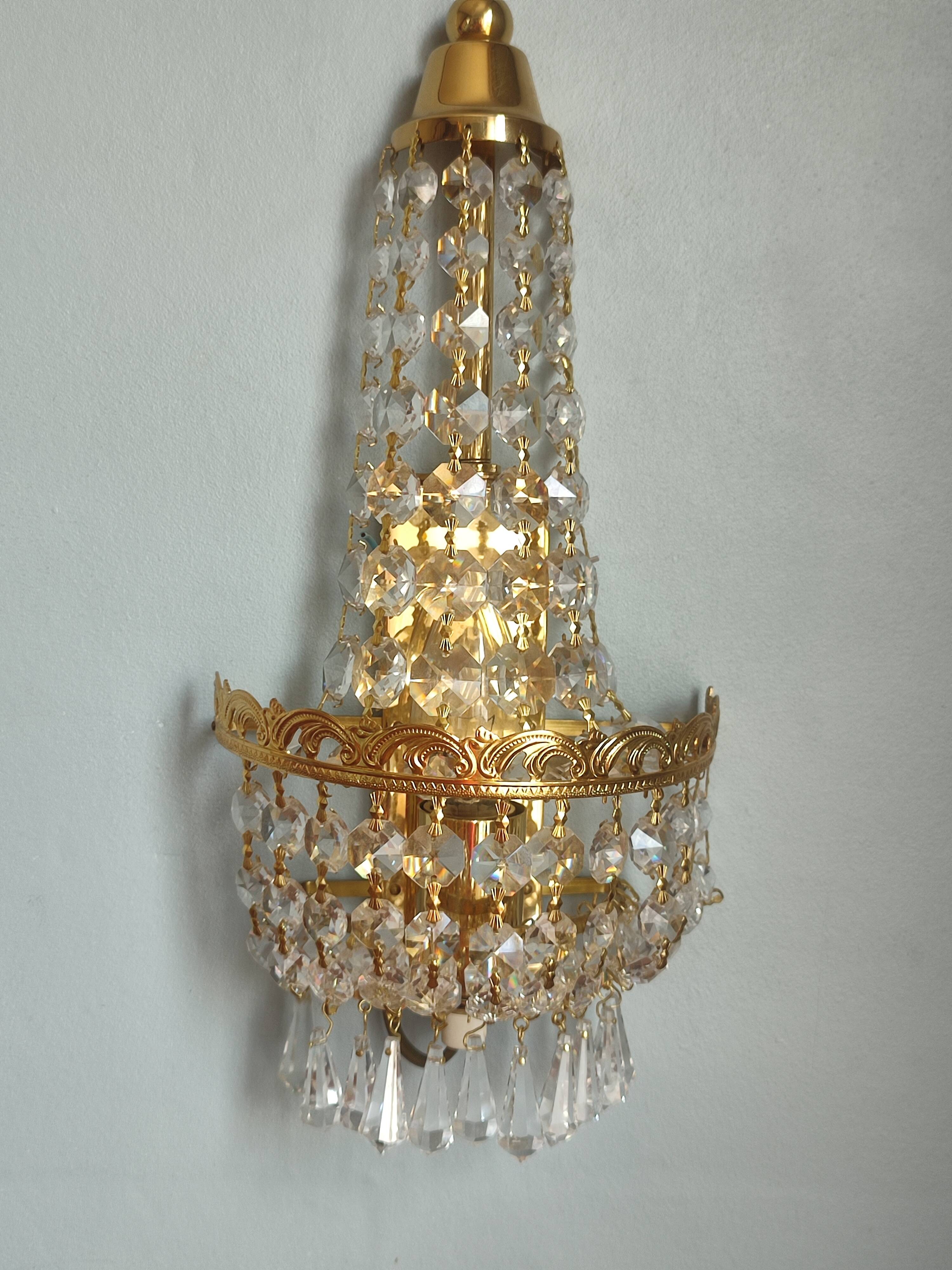 Pair of vintage Presiosa crystal wall lights