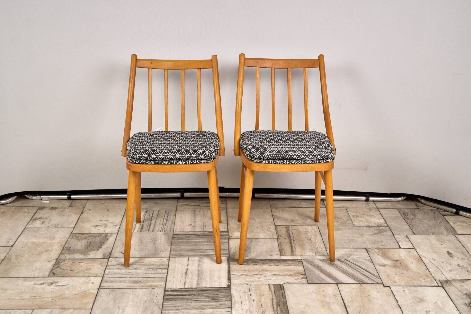 Set of 2 H-214 Dining Chairs by Jindřich Halabala, 1930s, Czechoslovakia