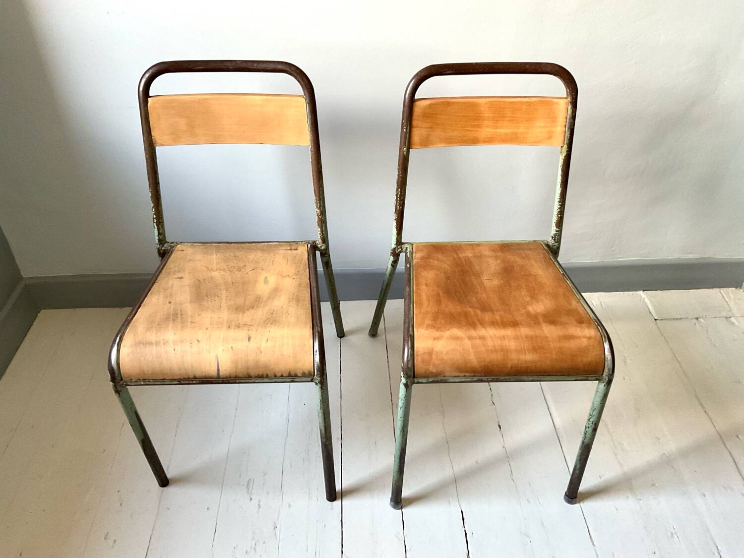 Set of 2 Stella chairs