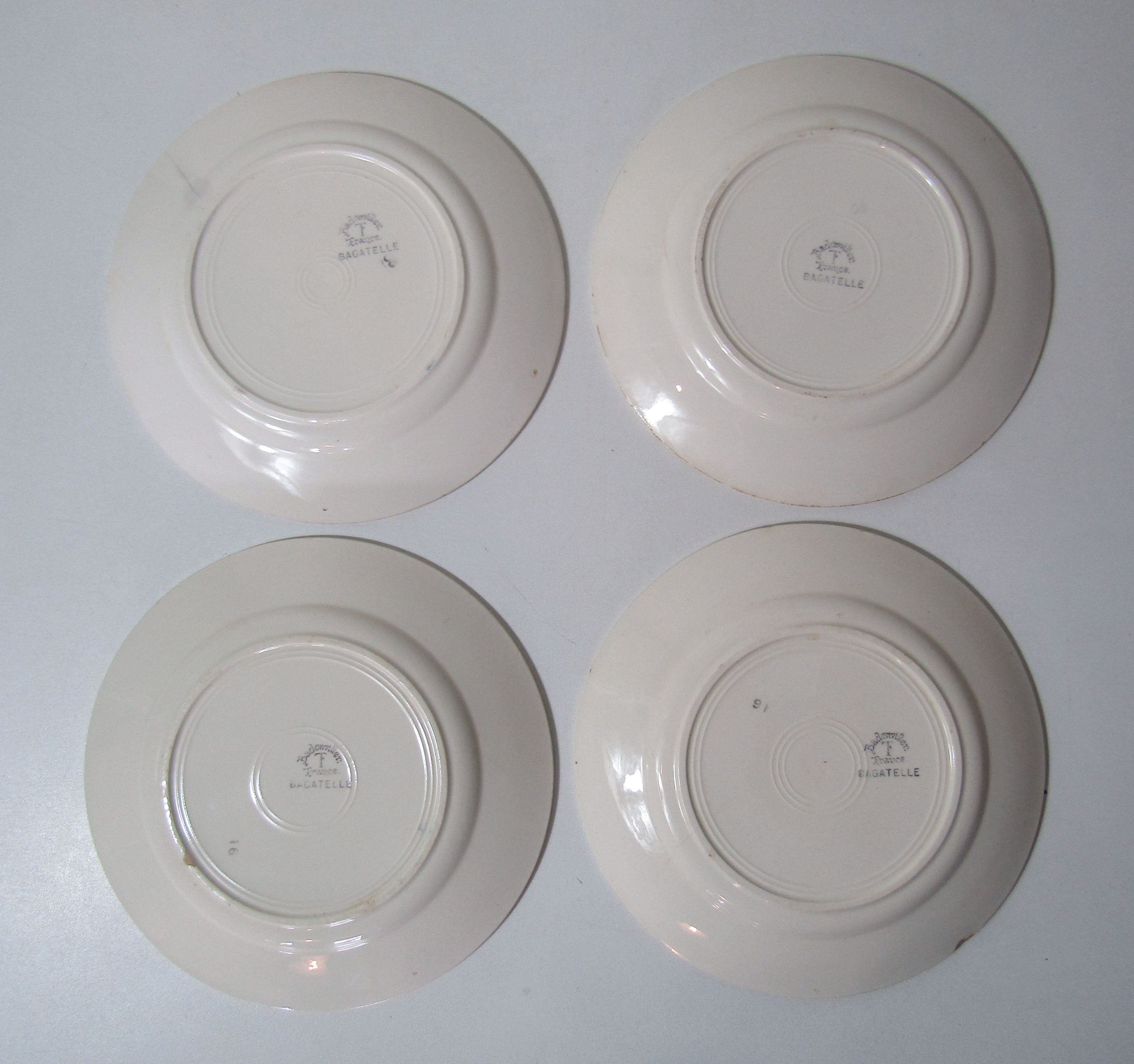 4 flat plates faience Badonviller trifle