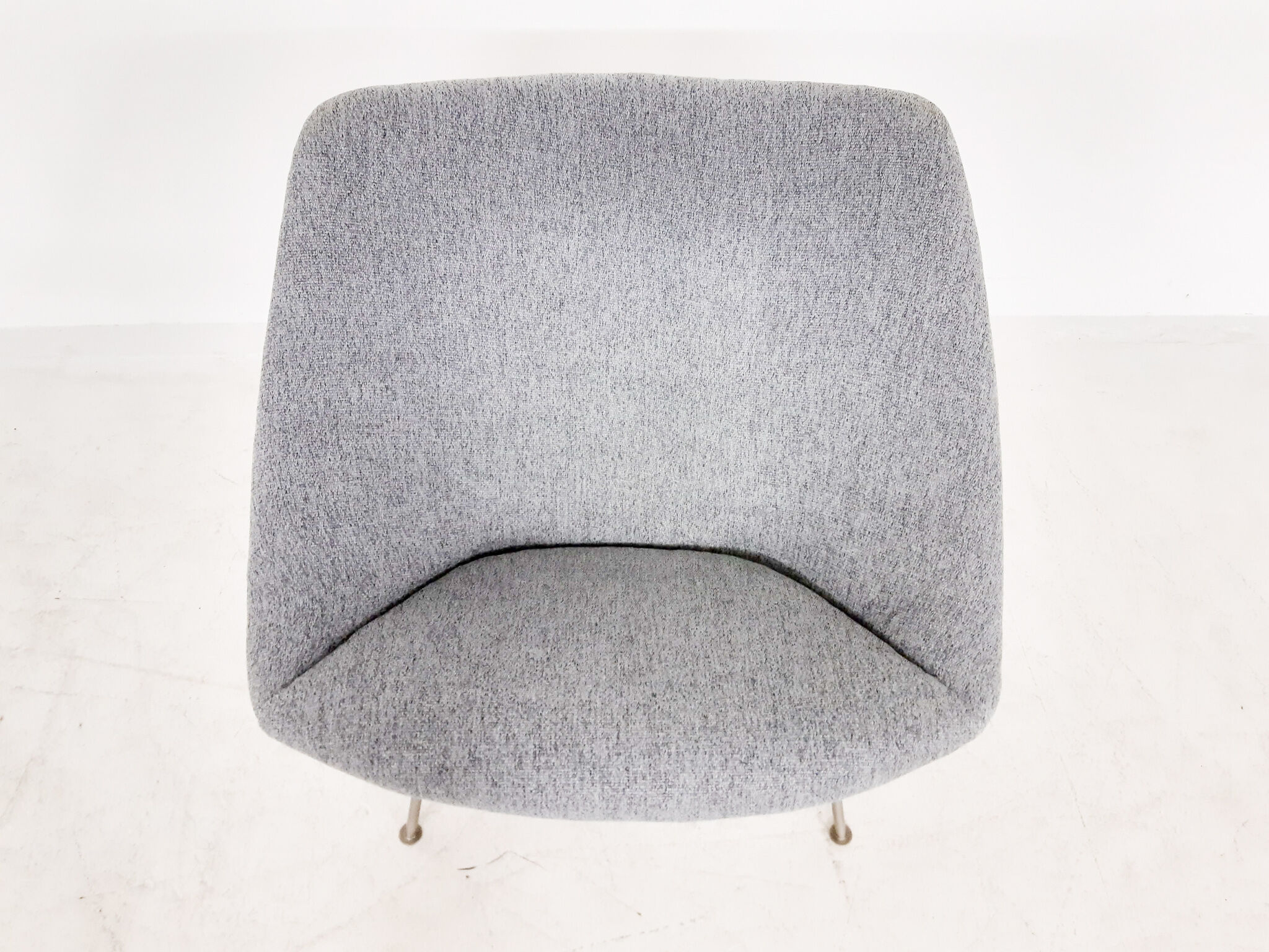 Pierre Paulin for Artifort F157 "Oyster" lounge chair, the Netherlands, 1959