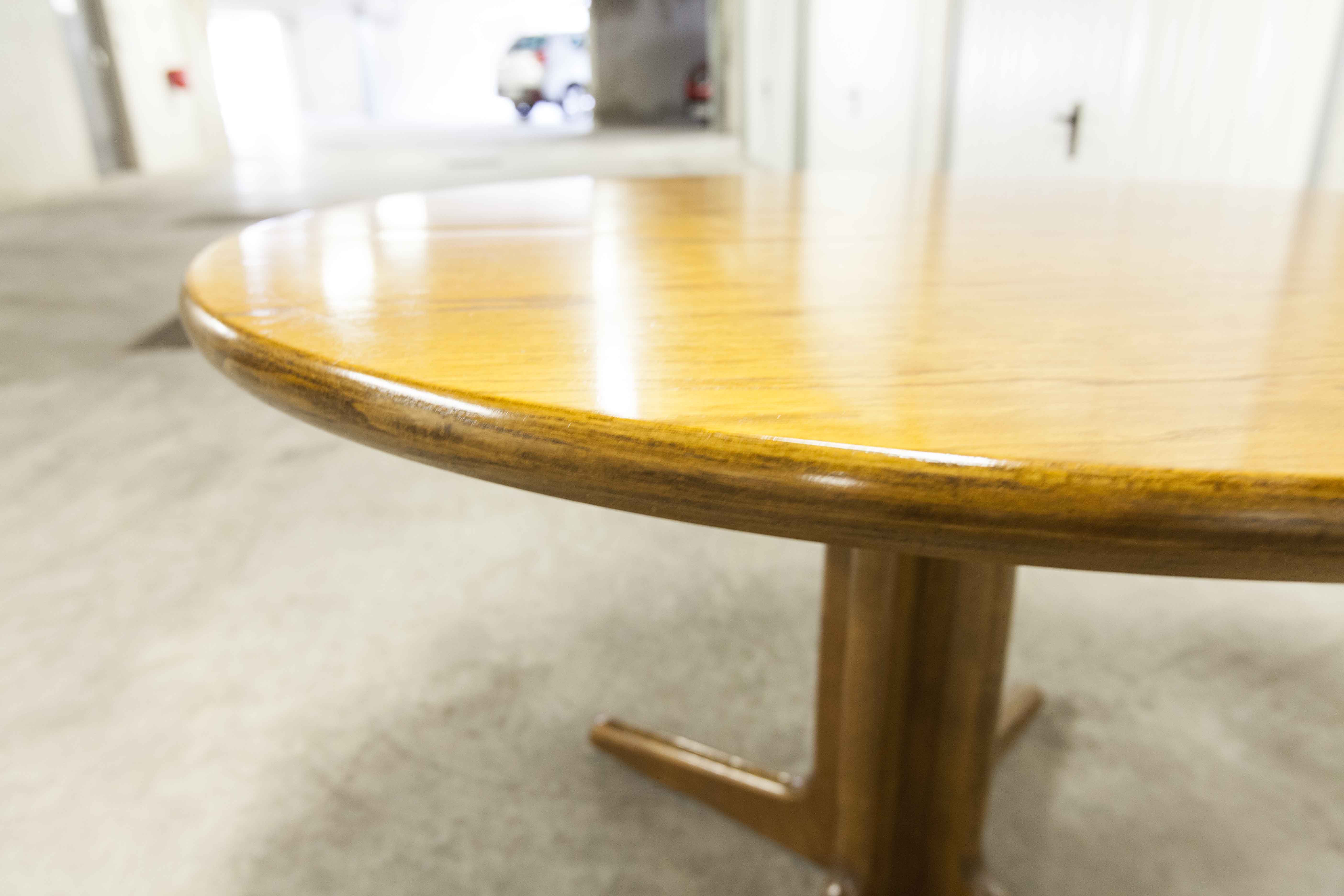 Roundtable 80's 2 solid wood extensions