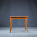 Danish Teak Model 28 Extendable & Reversible Side Table by Poul Hundevad for Hundevad & Co., 1960s
