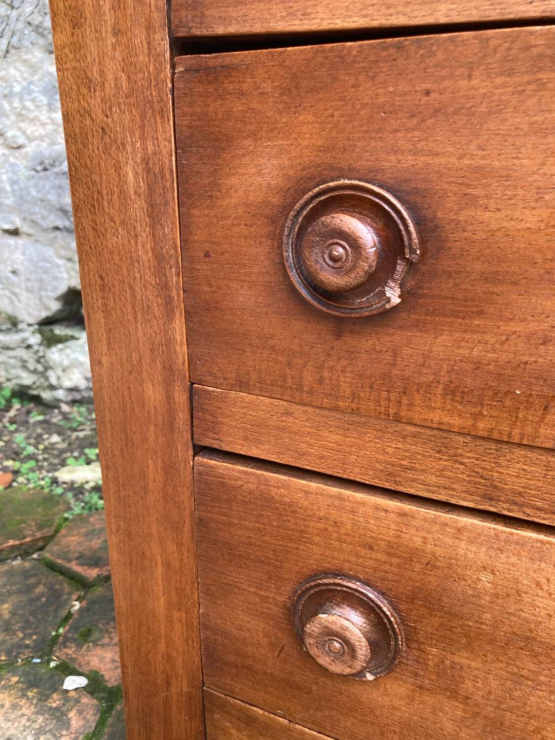 Antique chest of drawers