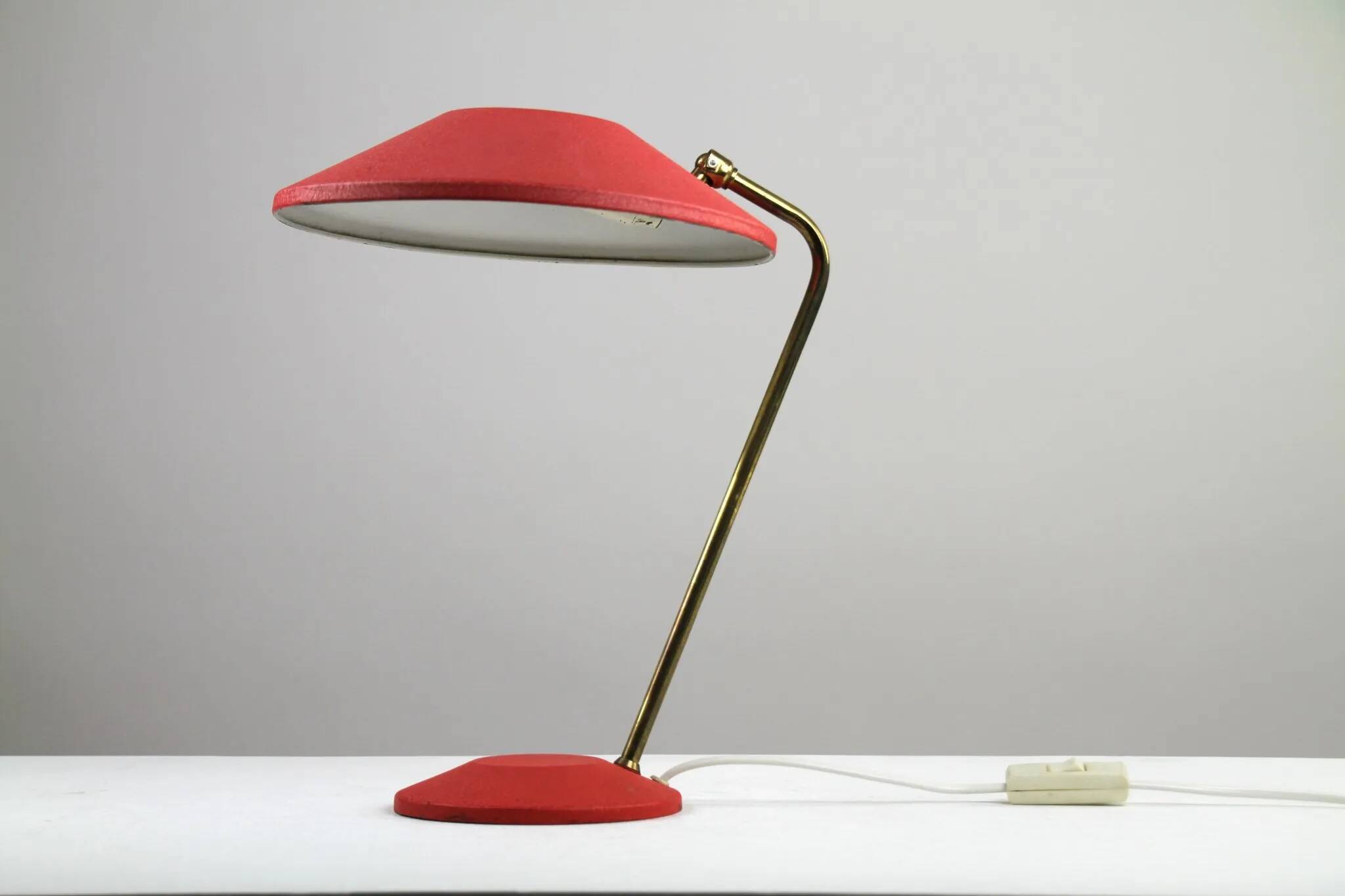 Red Shrink-Lacquered Brass Table Lamp, Germany, 1950s