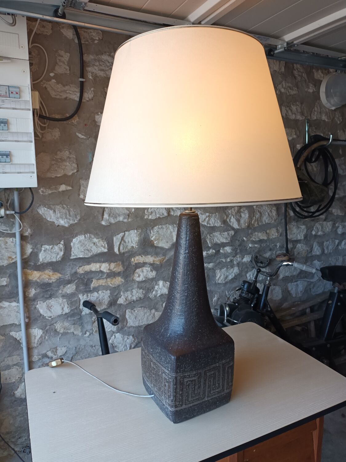 Scandinavian style lamp