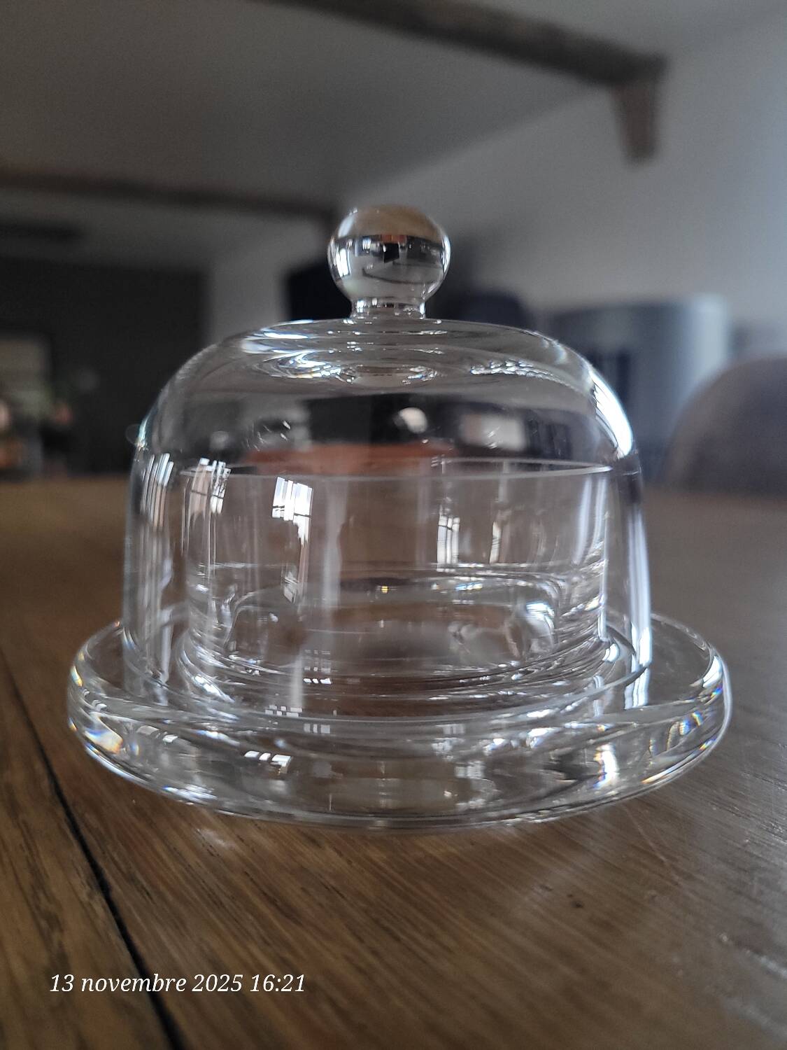 Beurrier avec cloche en verre de cristal
