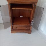 Storage cabinet