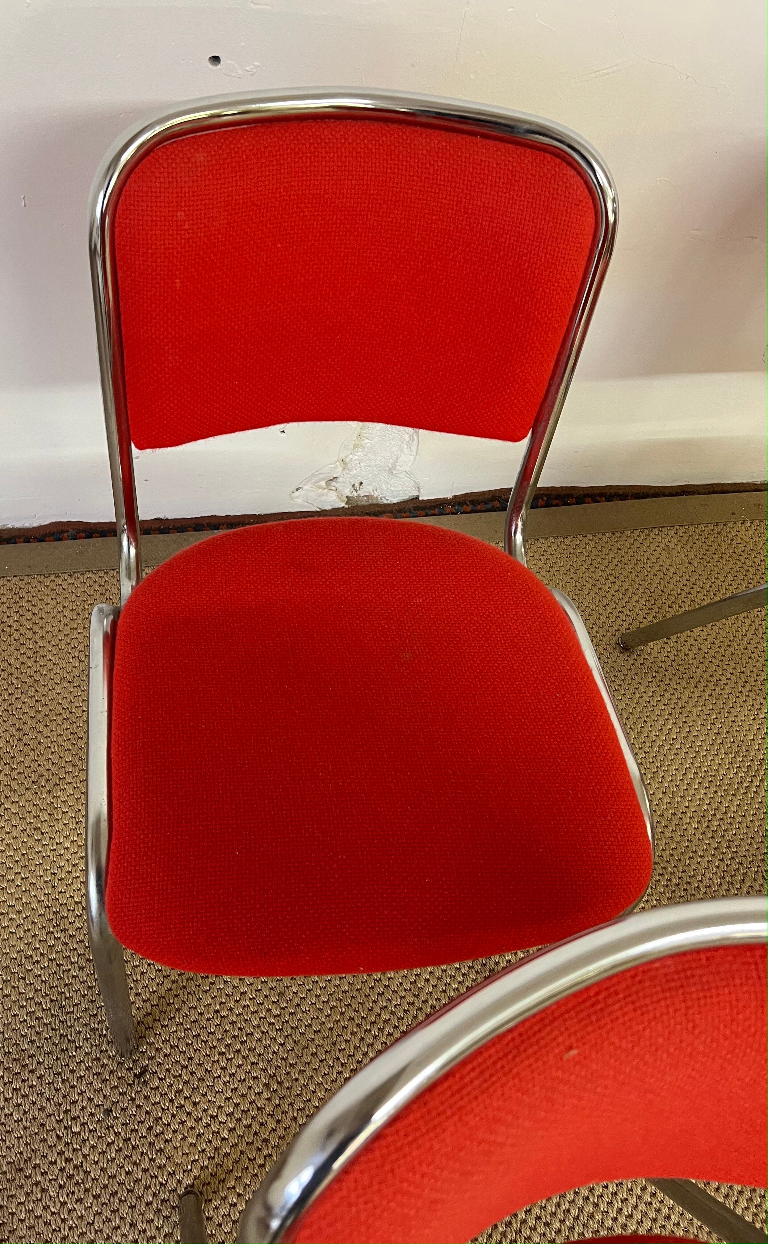 Set of 4 visitor chairs