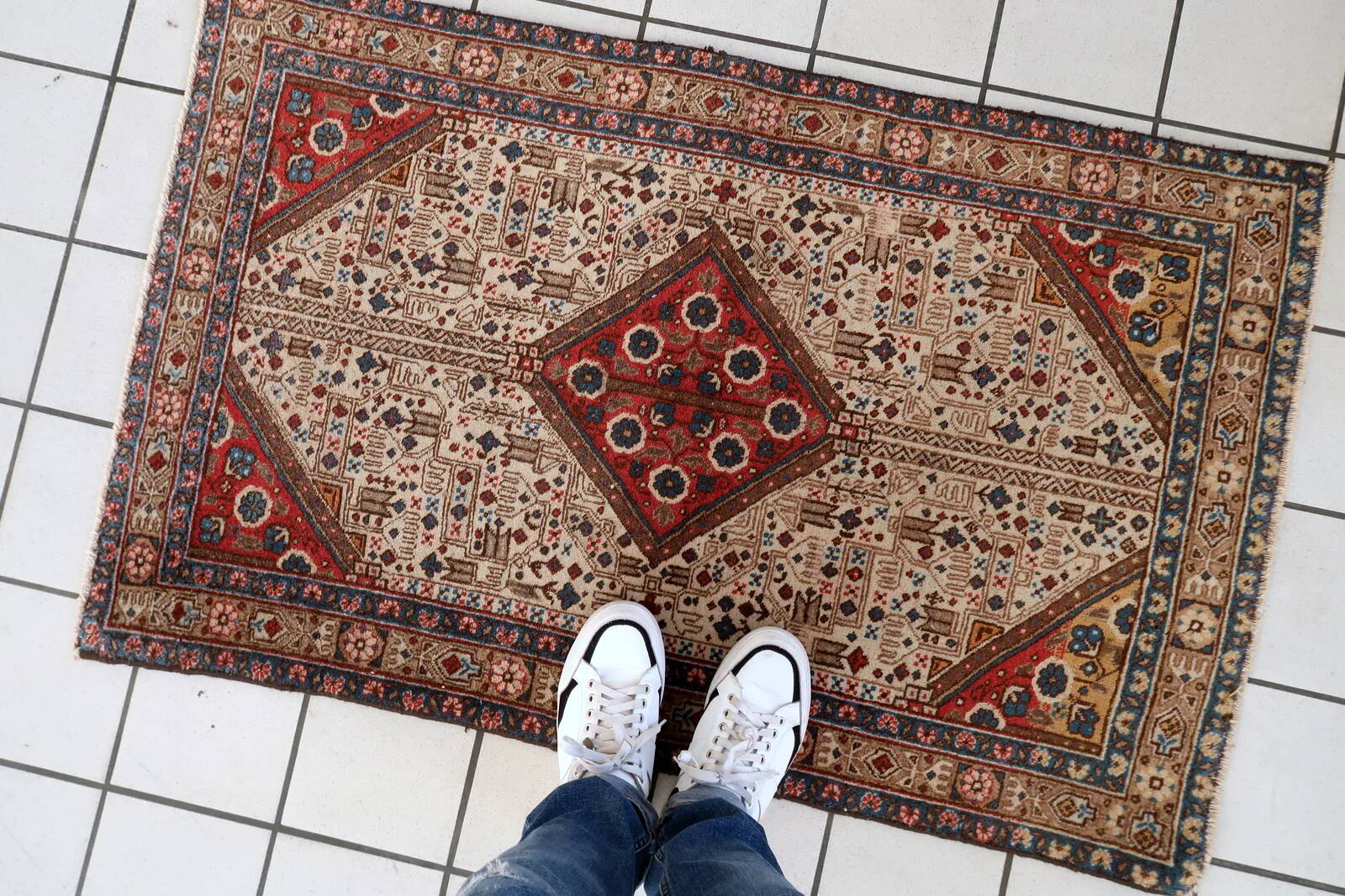 Vintage 1930s Persian Malayer rug 81cm x 130cm