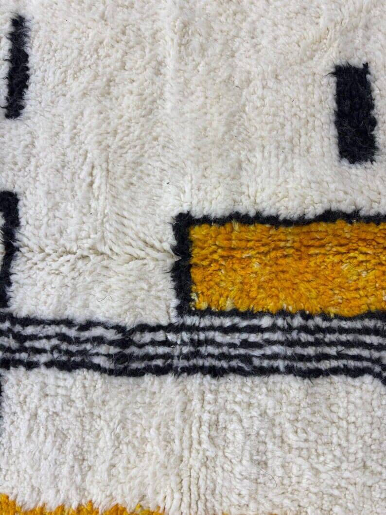 Handmade wool rug size 200 x 300
