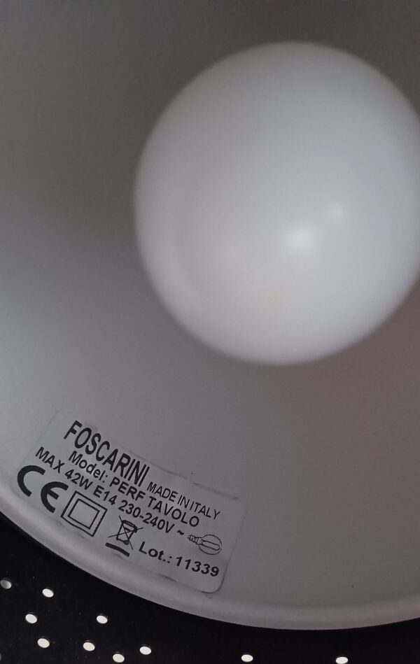 Lampe a poser foscarini diesel modele perf tavolo