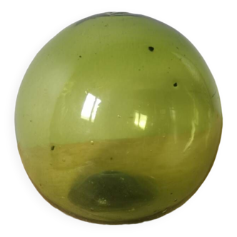 Boule en verre soufflé bouche vintage artisanal vert