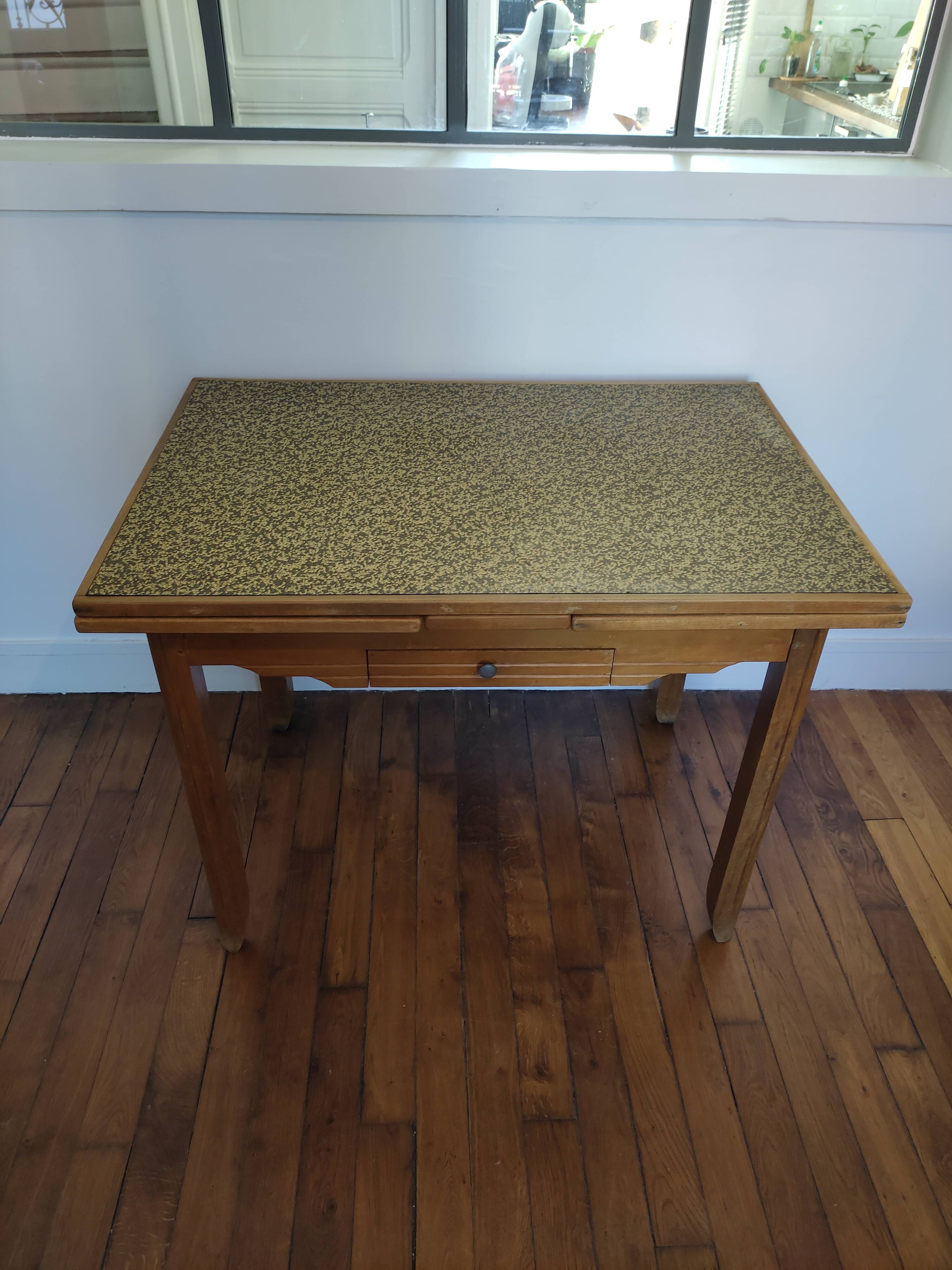 Art deco style table