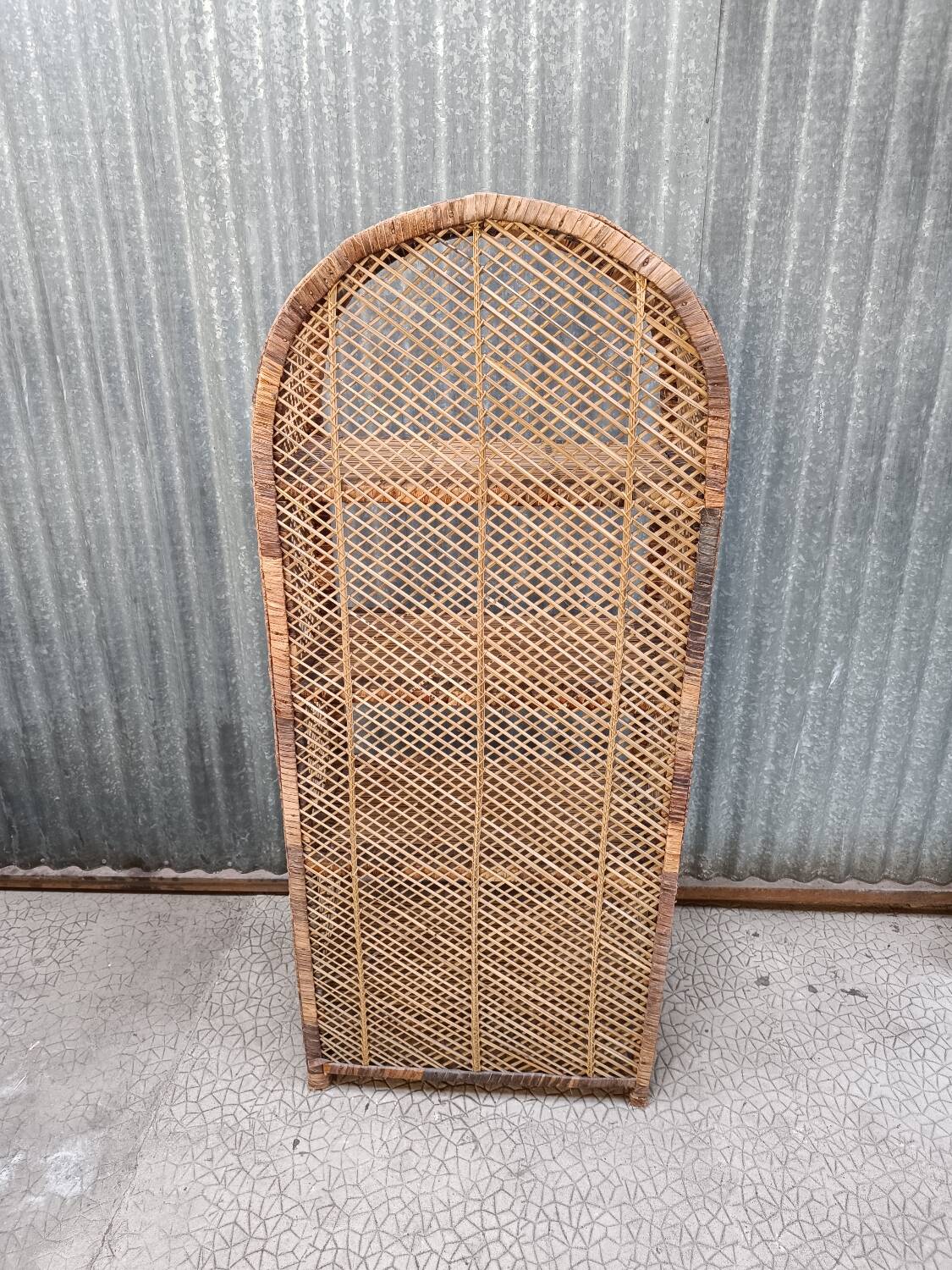 Bibliothèque en osier rotin