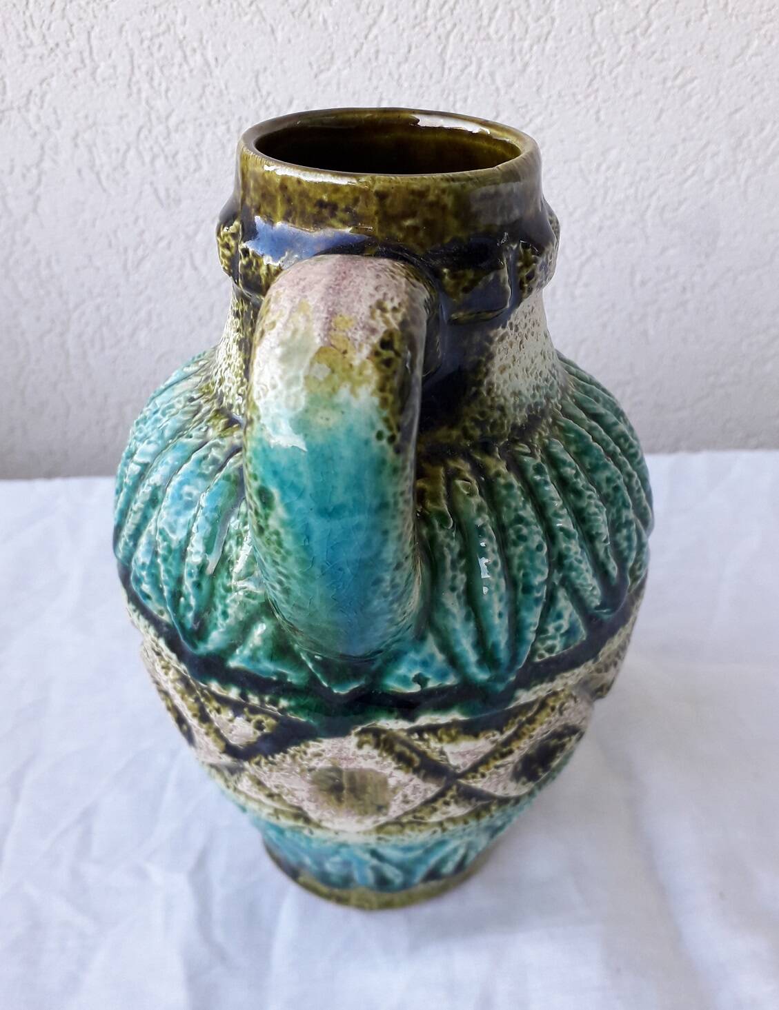 Bay ceramic vase