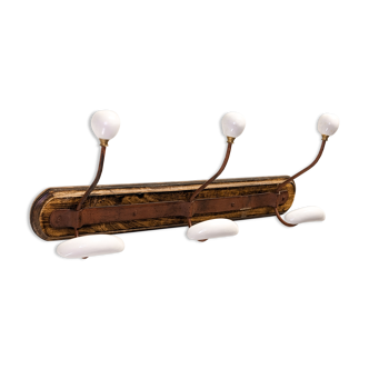 Coat rack in wood and porcelain