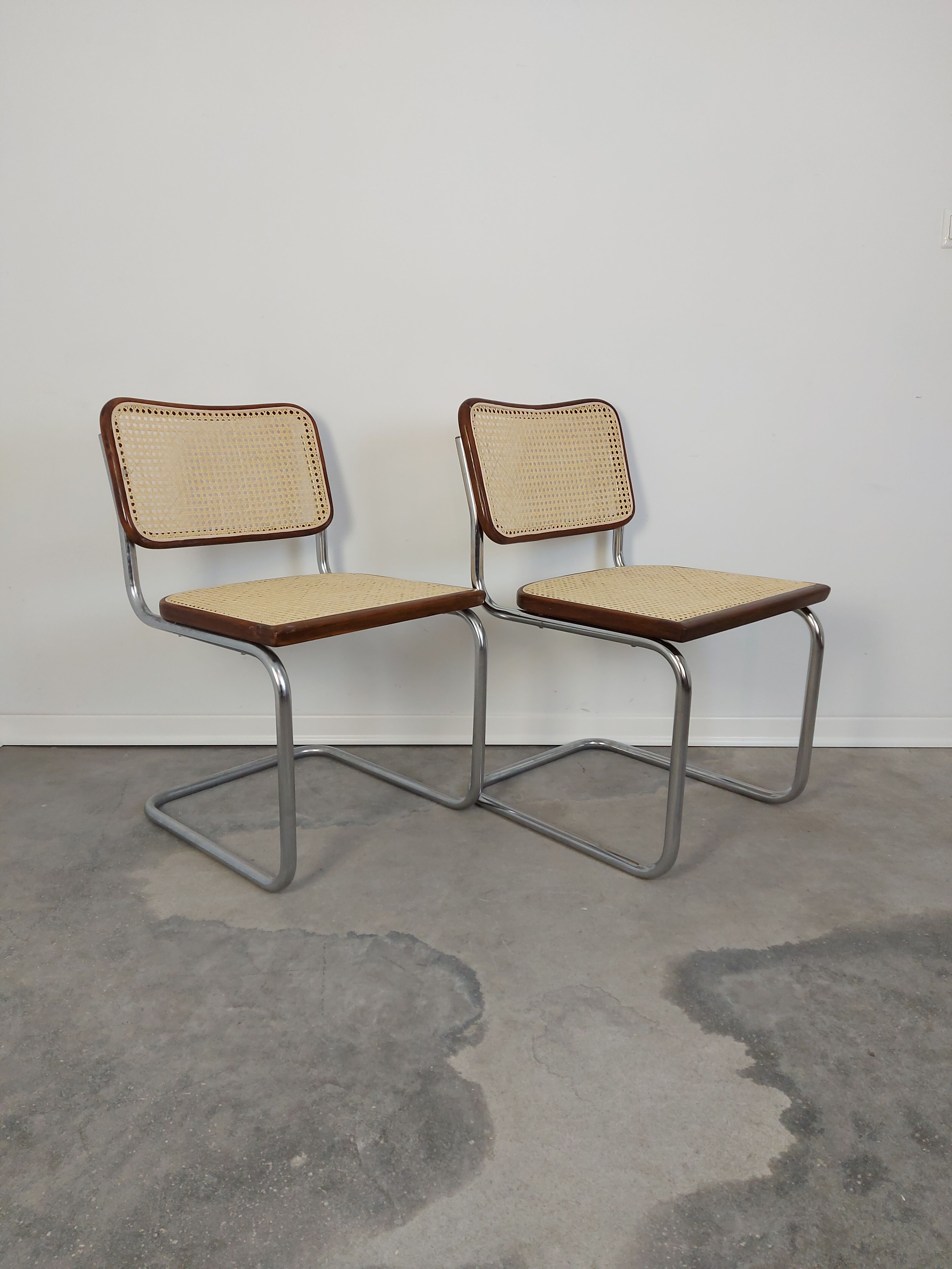Chairs B32 design Marcel Breuer, 1980