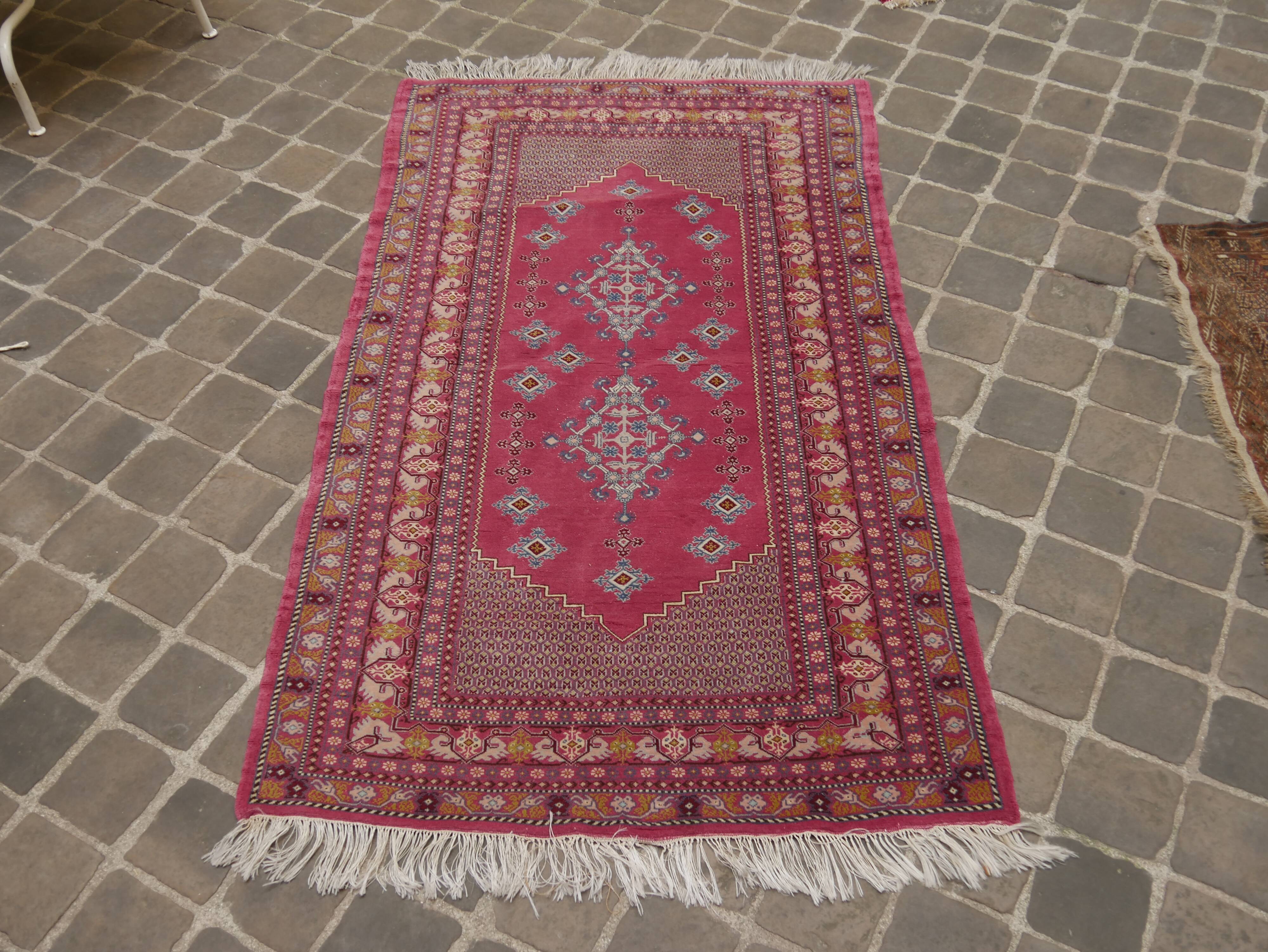 Tapis d’orient Maroc 174 x 104 cm