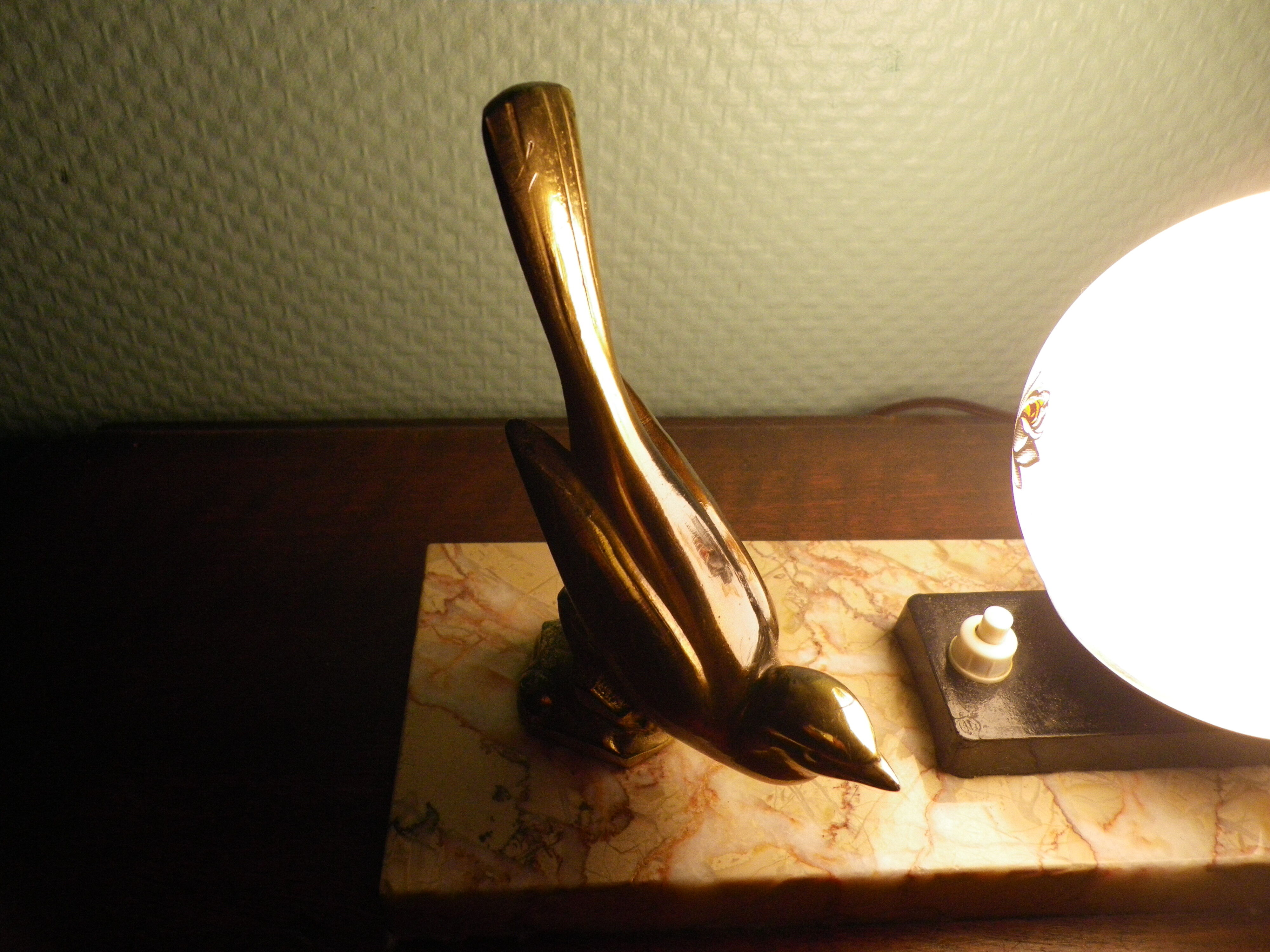 Art deco lamp, to pose, marble base, brass bird decoration, opaline - 40s