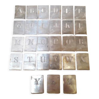 Stencils 26 letters and & 15mm vintage complete