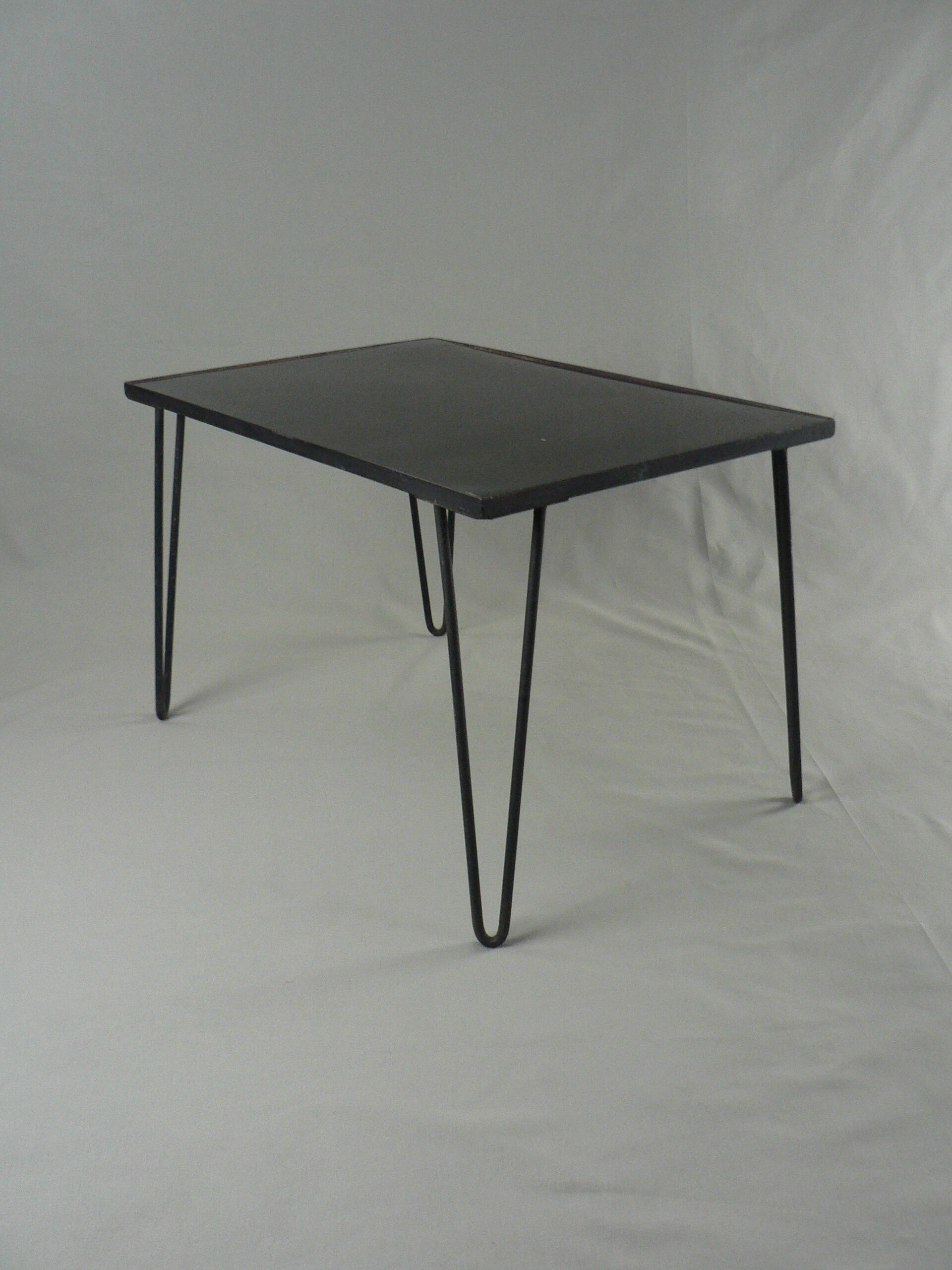 Low metal and melamine table