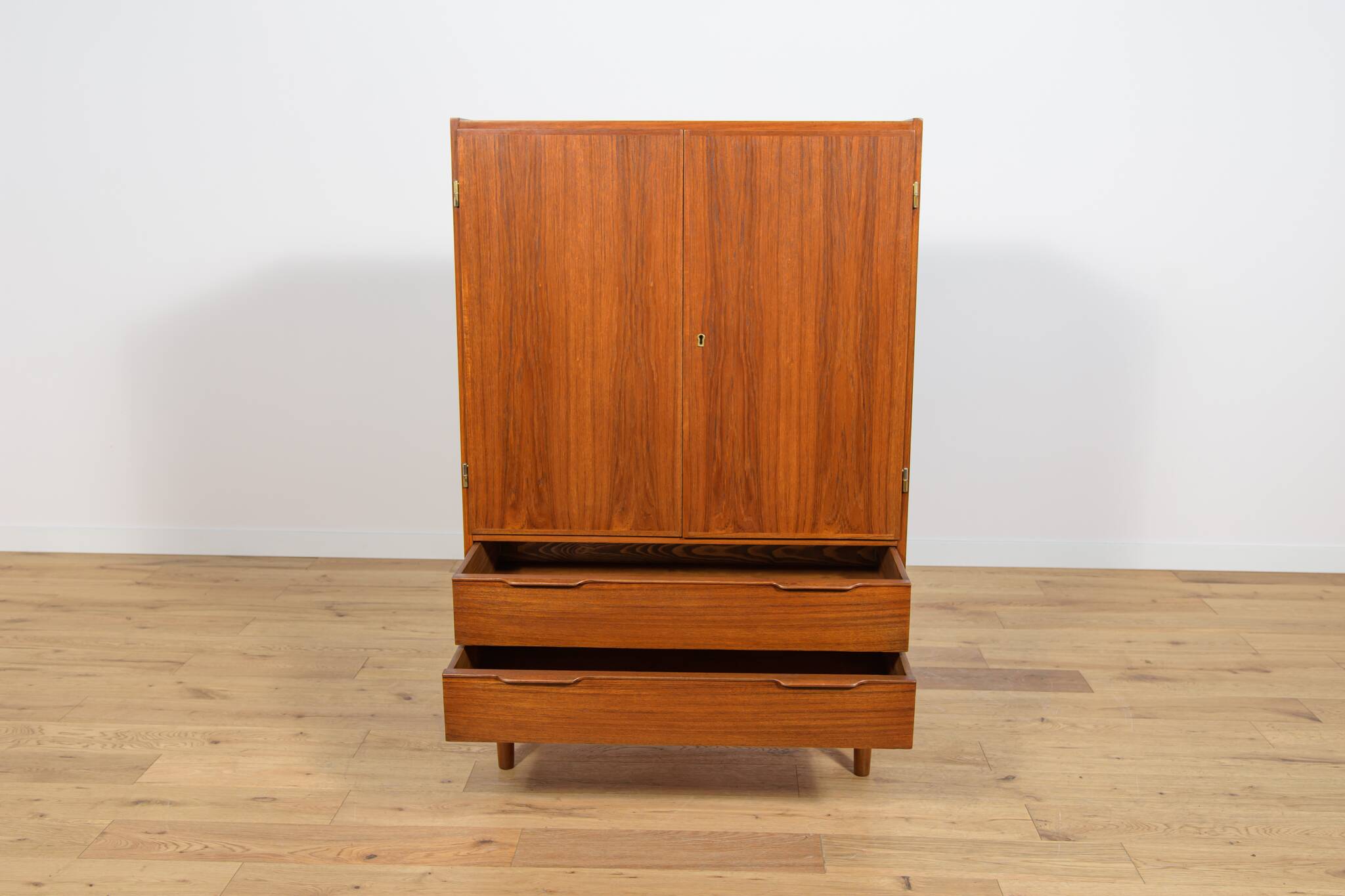 Commode à tiroirs vintage en teck, 1960s