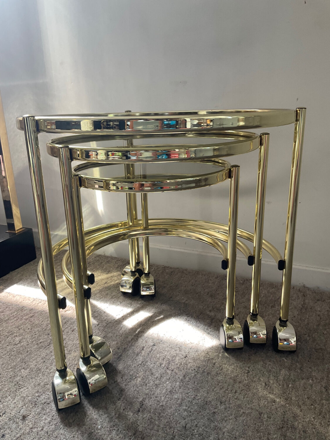 Series of 3 vintage nesting tables from the 70s-80s