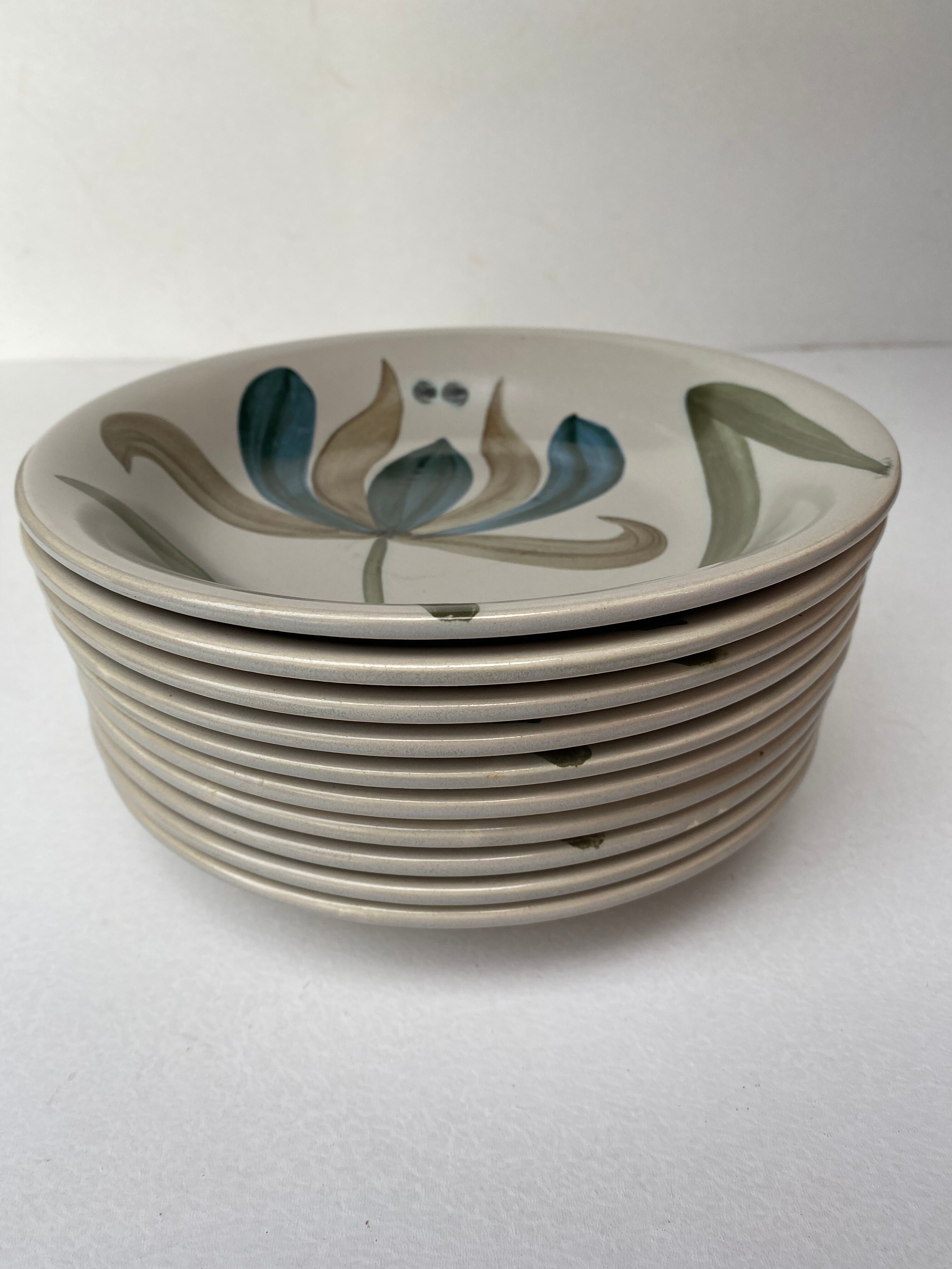 Hollow plates vintage sandstone Logchamp