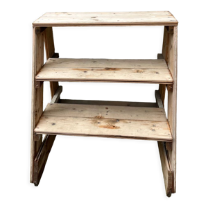 Étagère artisanale