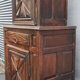 Armoire deux corps haut en retrait style Louis XIII
