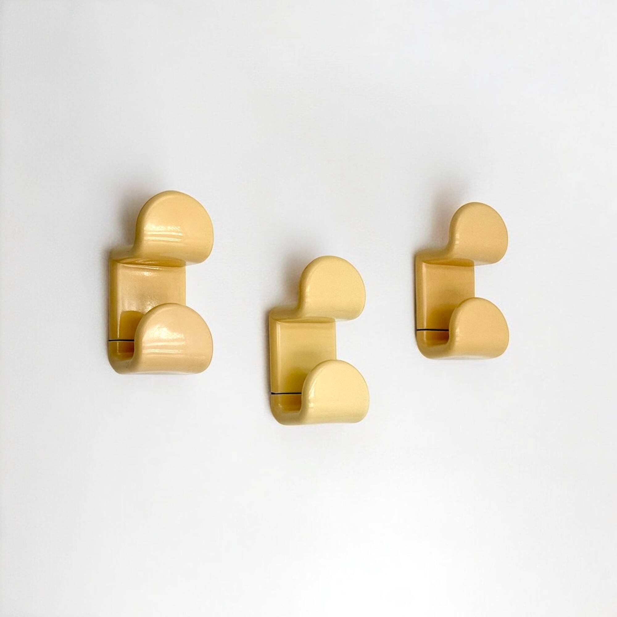 Set of Beige Coat Hooks by Ambrogio Rossari for Gedy, 1970s