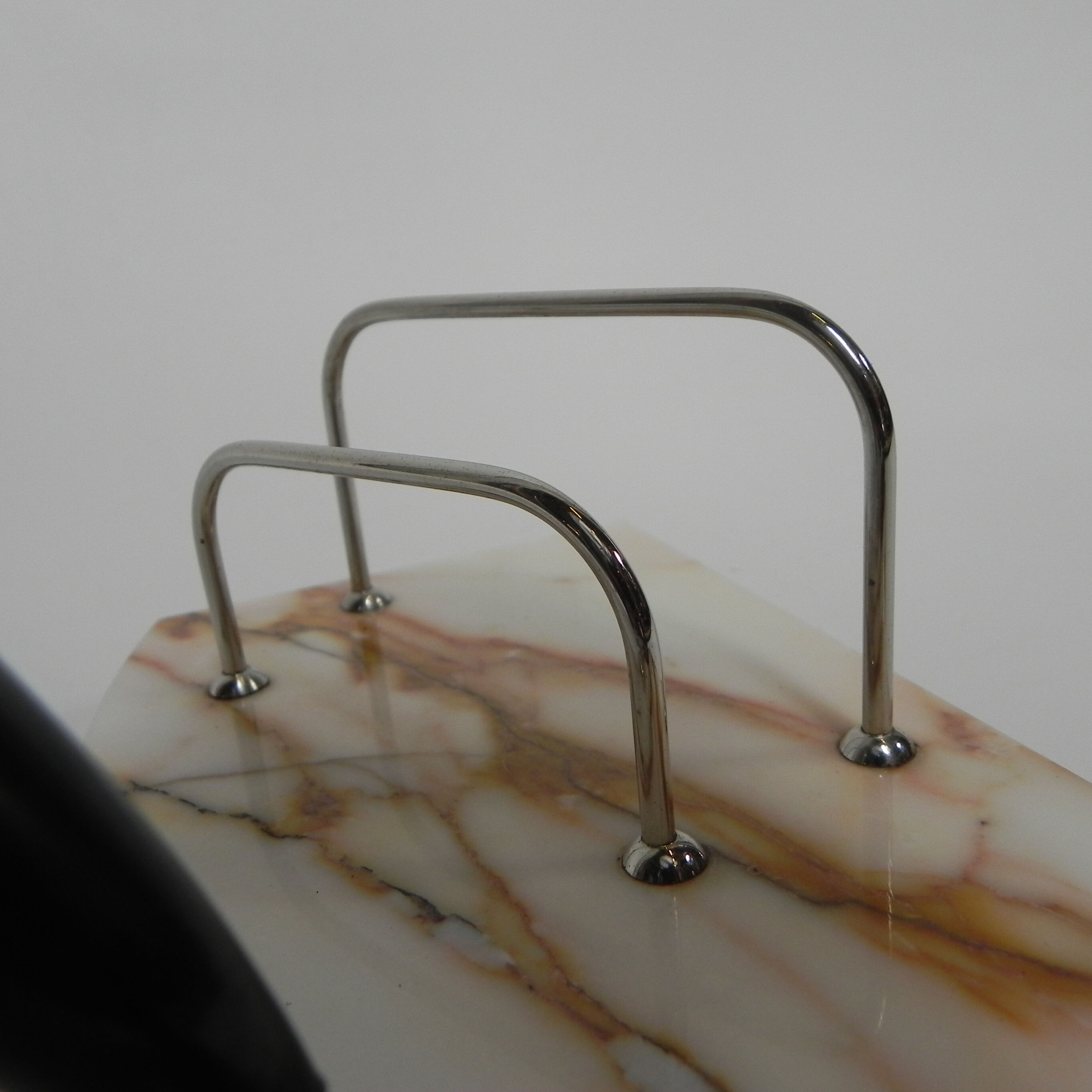 Art deco desk lamp with pen and letter holder