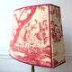 Abat-jour en tissu toile de Jouy rouge, déesse grecque Diane chasseresse