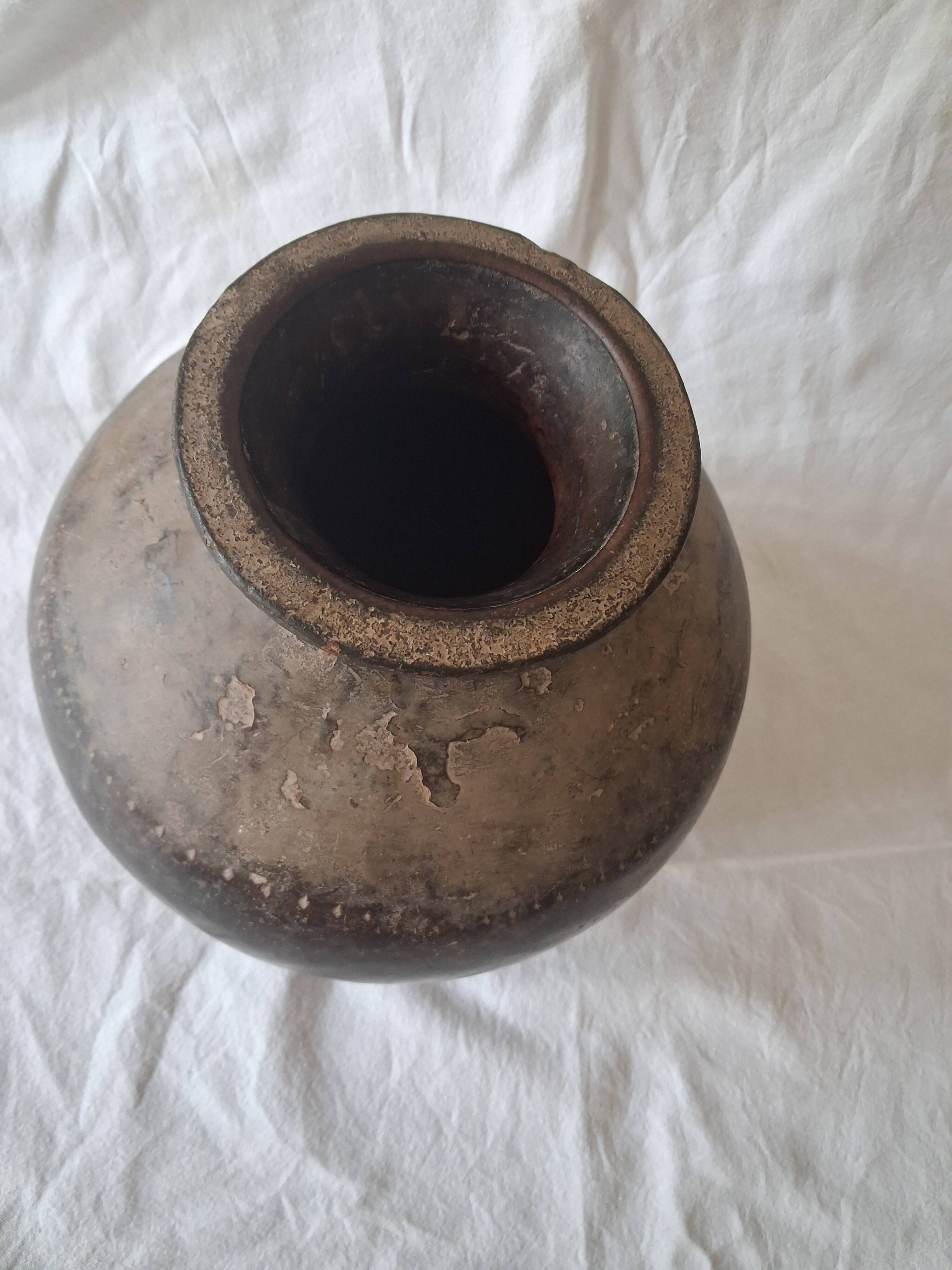 Ancient vase, pot, antique African, made of terracotta.