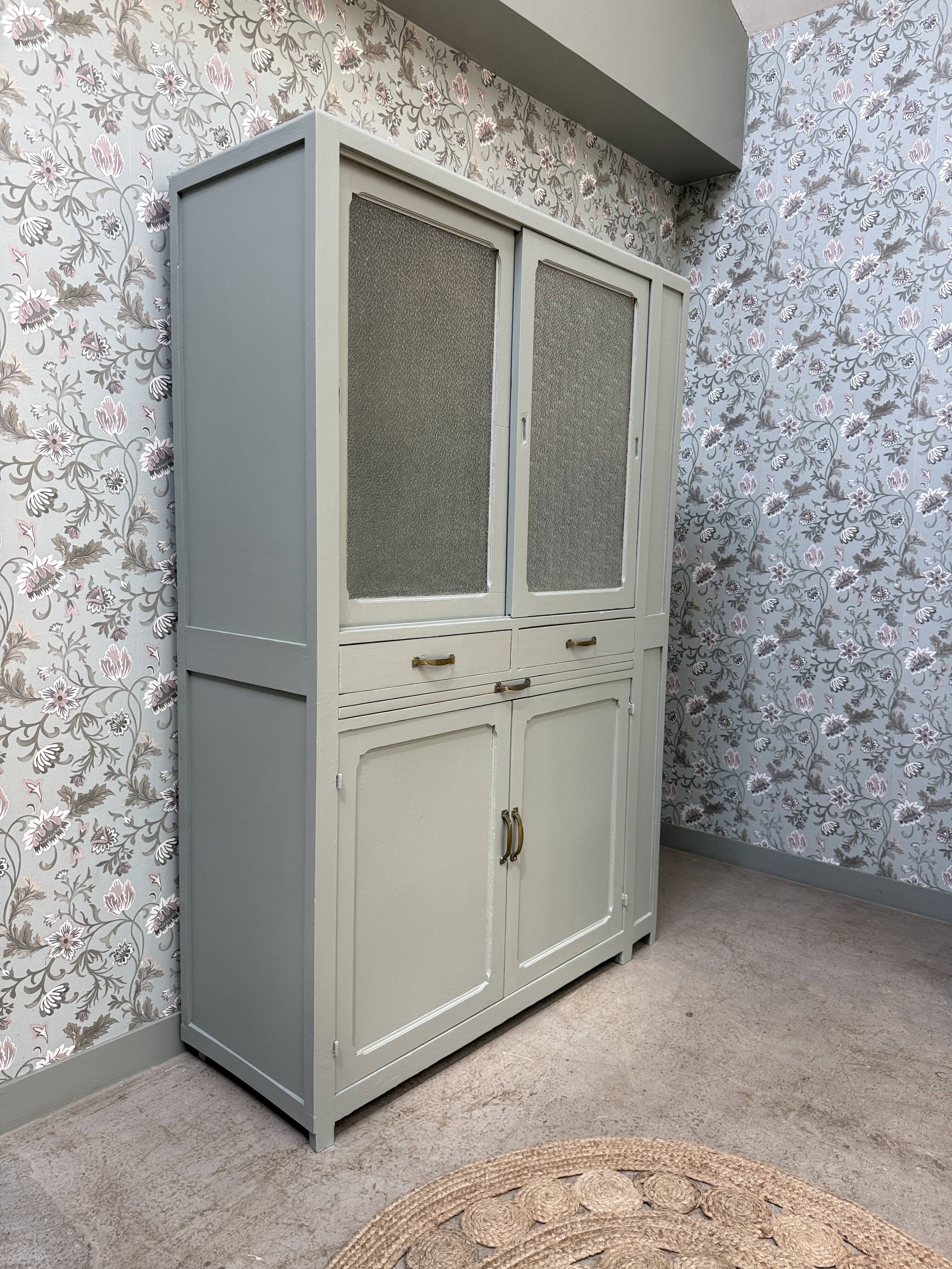 Vaisselier vintage vert (rénové)