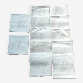 12 old napkins monogram MD