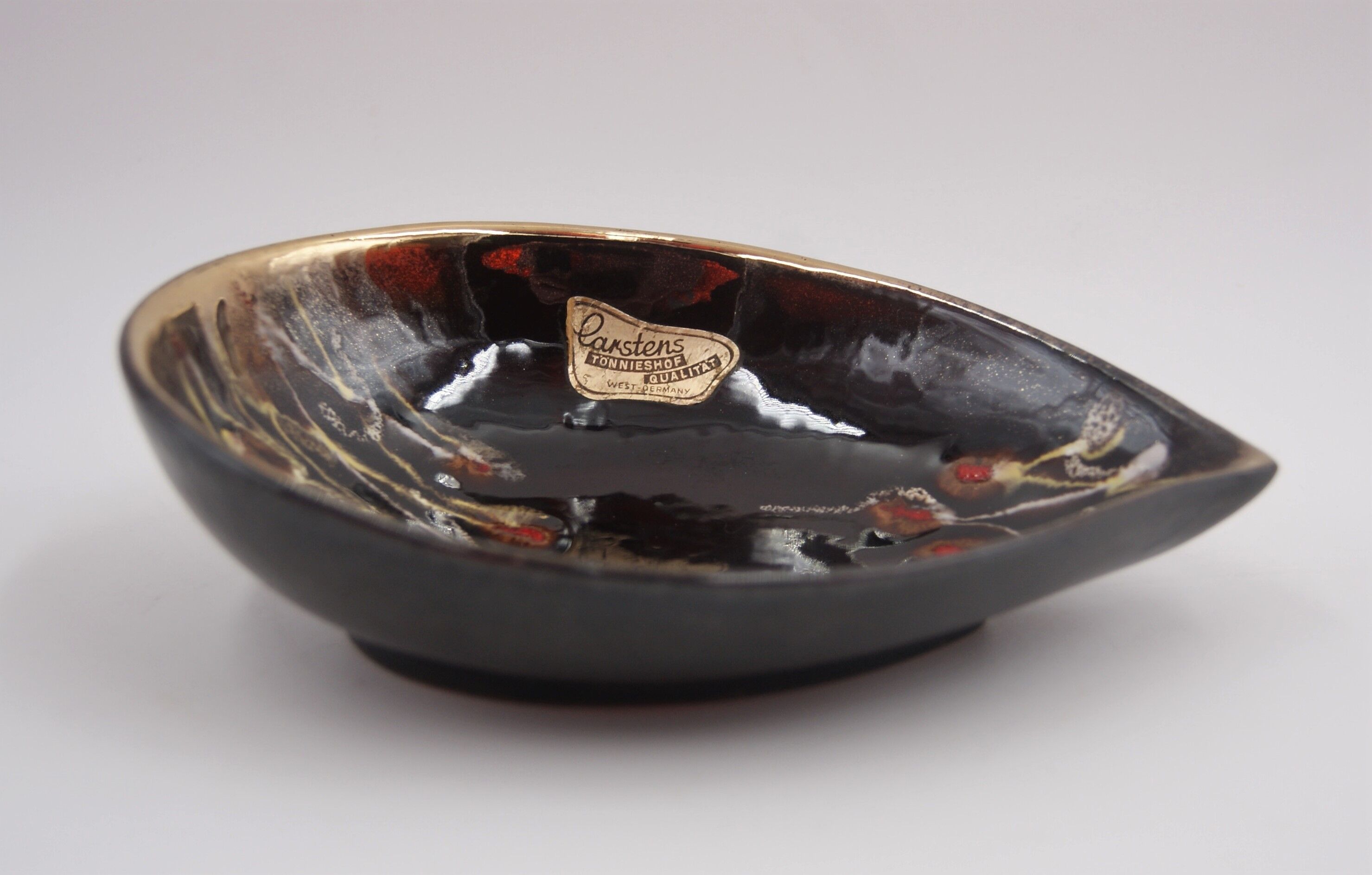 Vintage Carstens Germany ceramic pocket trays