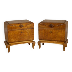 tables de nuit du début