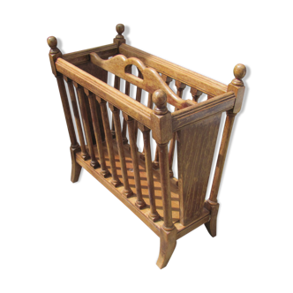 Porte-revue en bois vintage