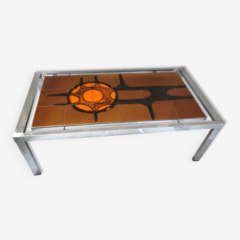 Metal and ceramic earthenware coffee table