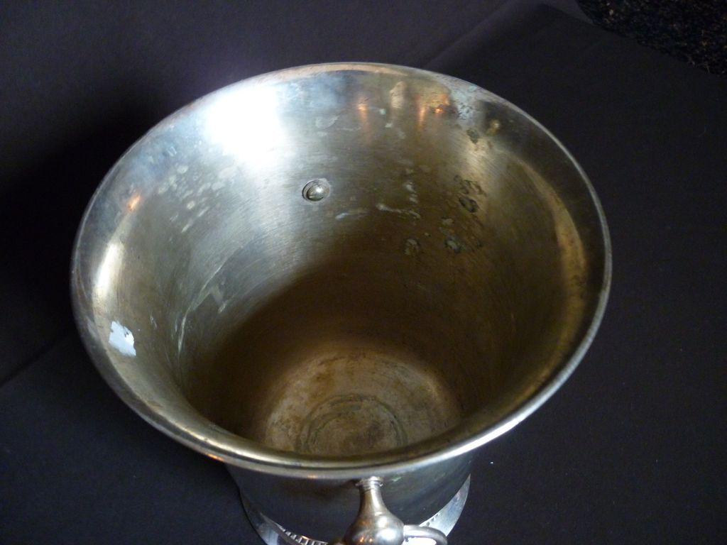 Silver metal ice bucket