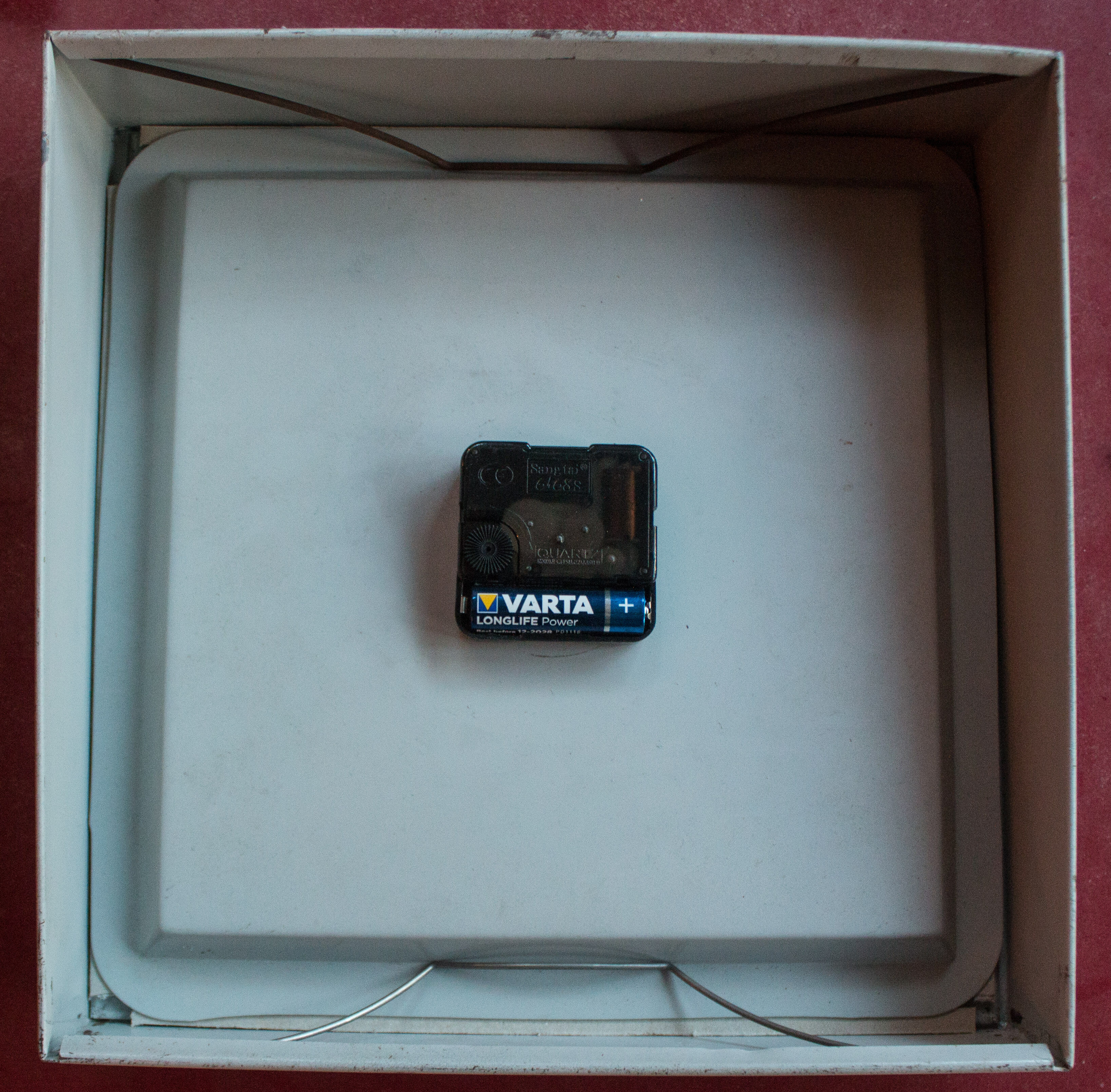 Clock square vintage Lepaute