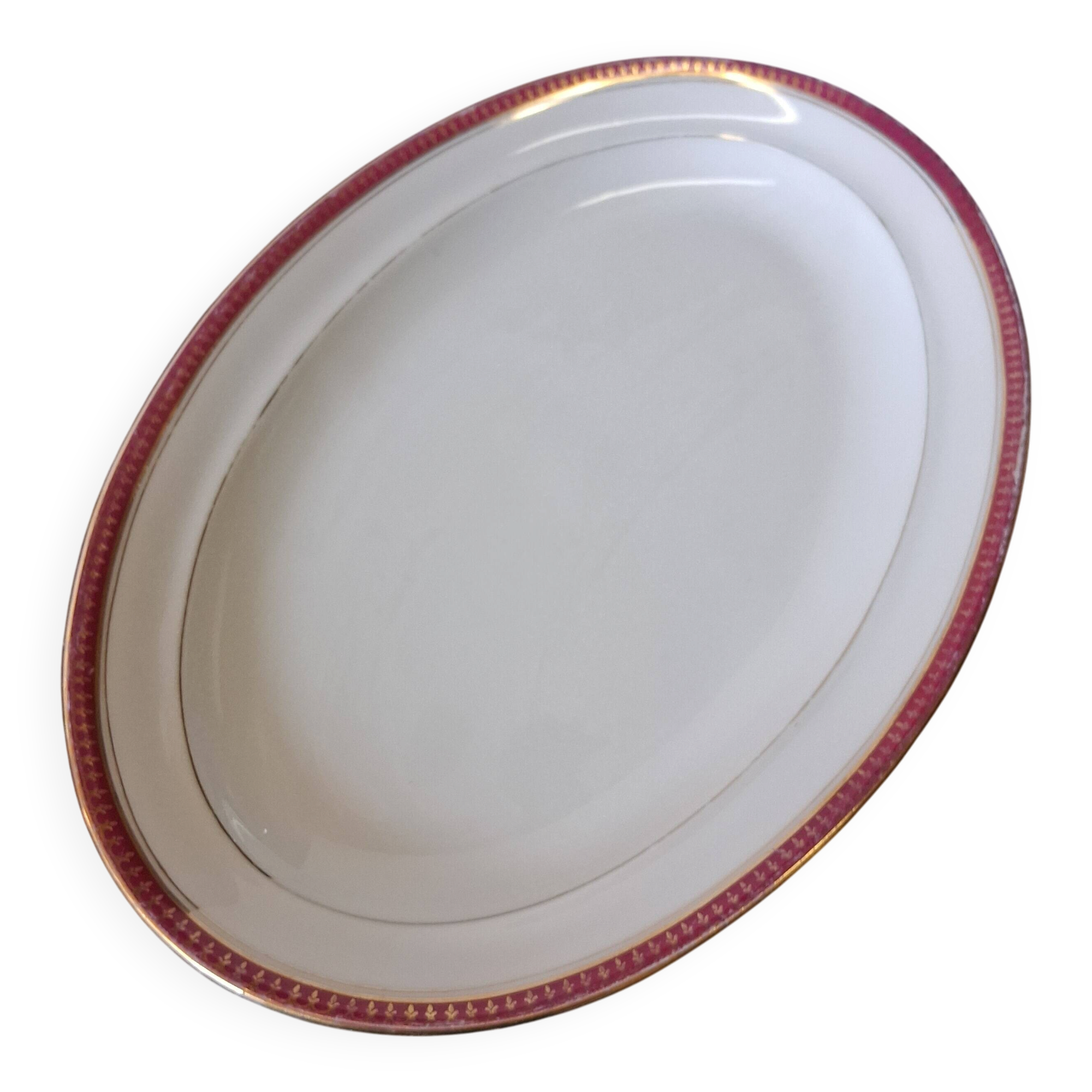 Very nice long serving dish from Chastagner & Co in good condition.