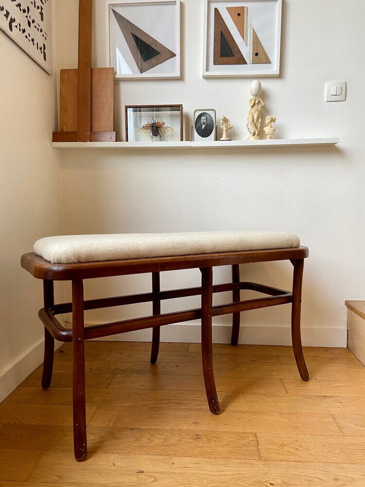 Wooden and beige cotton piano bench