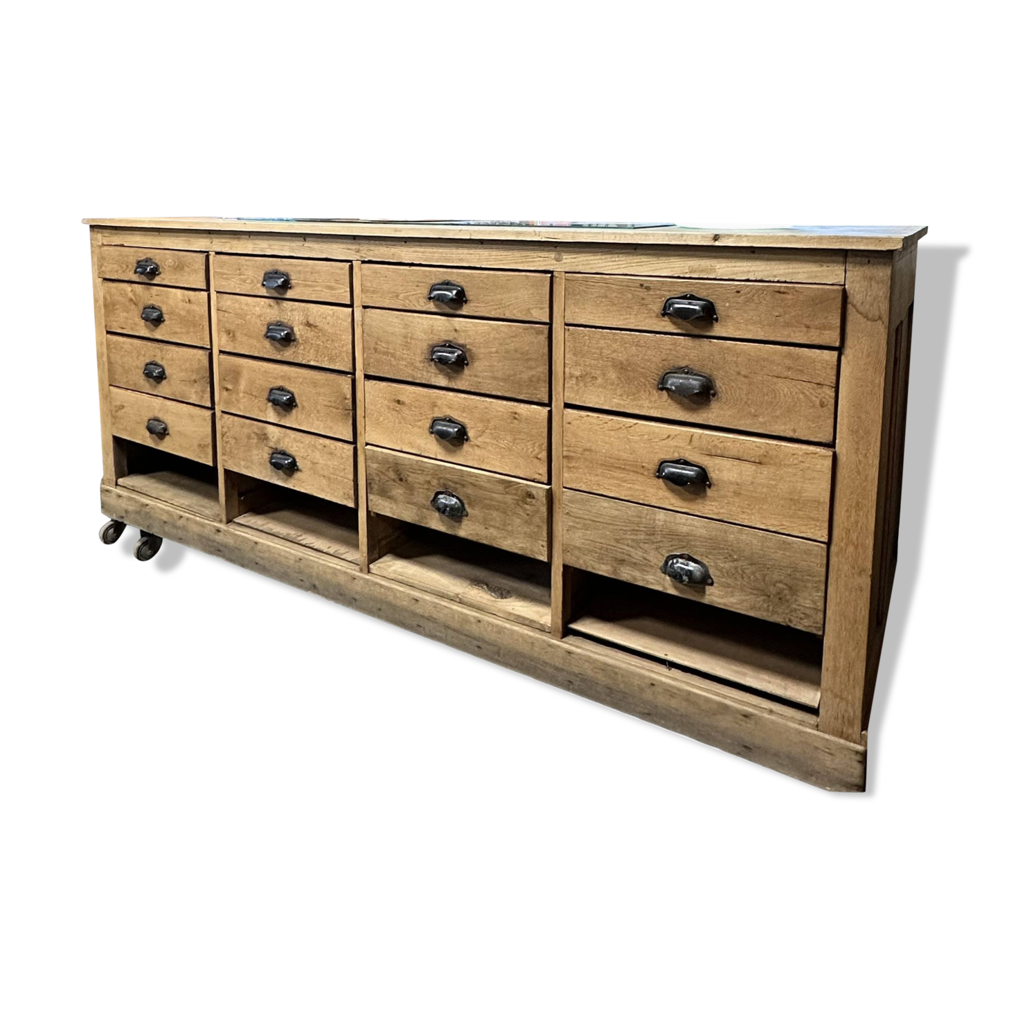 Large counter with drawers