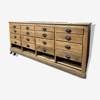 Large counter with drawers