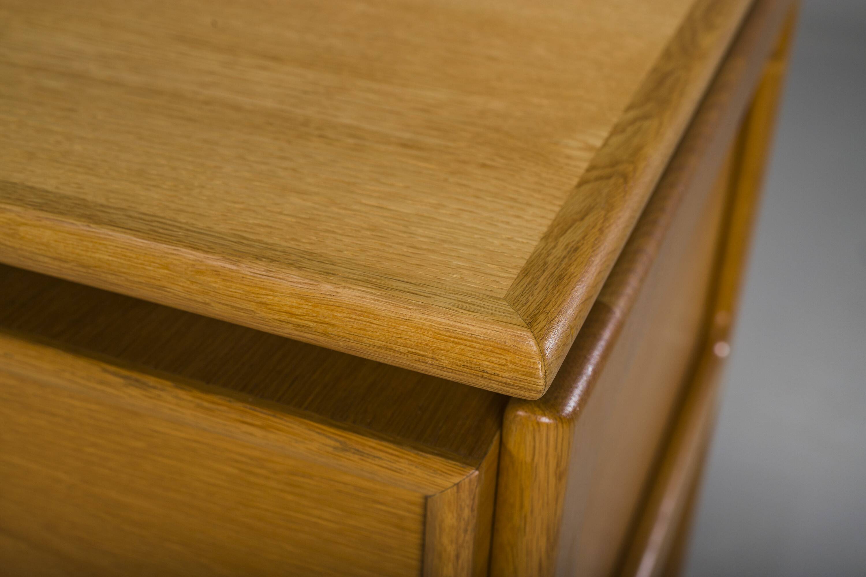 Mid-Century Oak Freestanding Desk from GV Møbler, 1970s